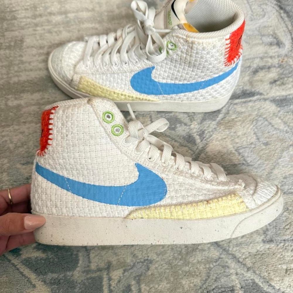 Women's Nike Blazer Woven